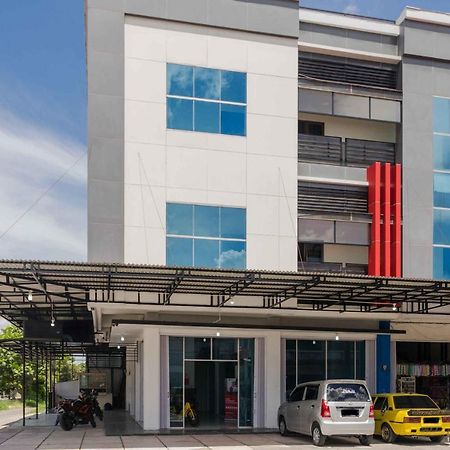 Reddoorz Syariah Near Lubang Jepang Bukittinggi Hotel Exterior photo